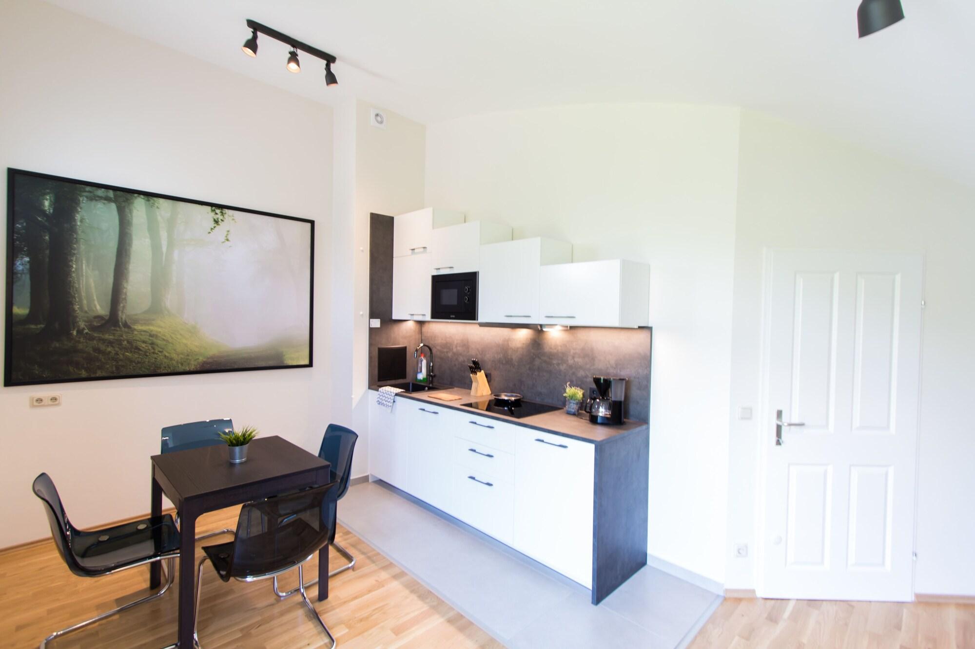 Apartmenthaus Hietzing I Contactless Check-In เวียนนา ภายนอก รูปภาพ