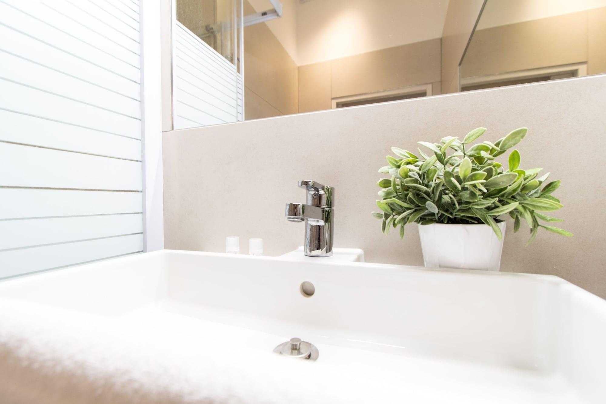 Apartmenthaus Hietzing I Contactless Check-In เวียนนา ภายนอก รูปภาพ
