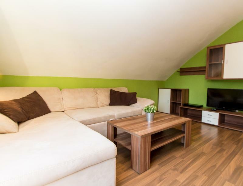 Apartmenthaus Hietzing I Contactless Check-In เวียนนา ภายนอก รูปภาพ