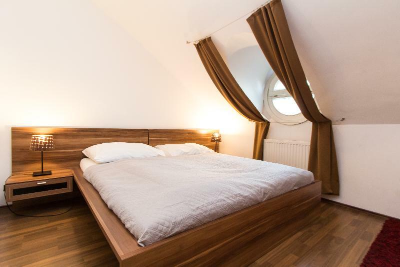 Apartmenthaus Hietzing I Contactless Check-In เวียนนา ภายนอก รูปภาพ