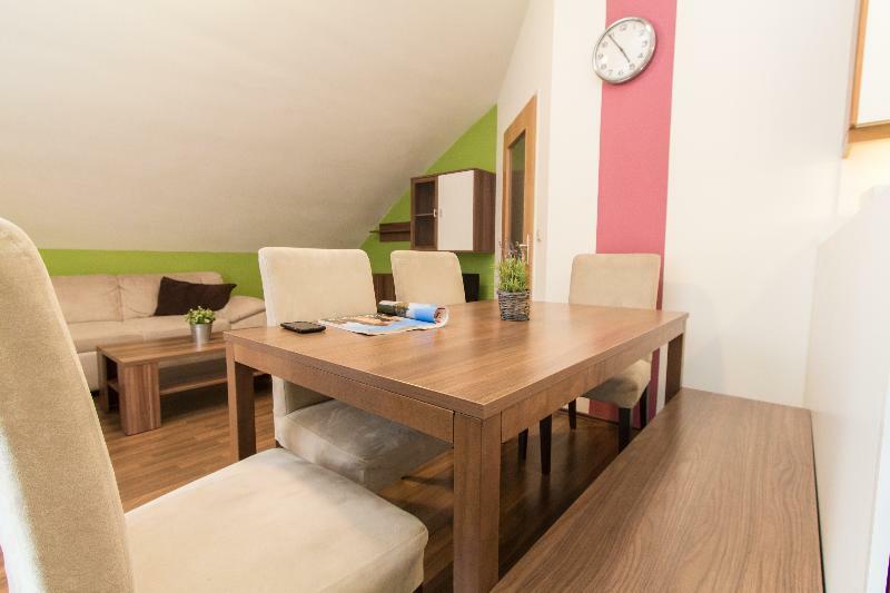 Apartmenthaus Hietzing I Contactless Check-In เวียนนา ภายนอก รูปภาพ
