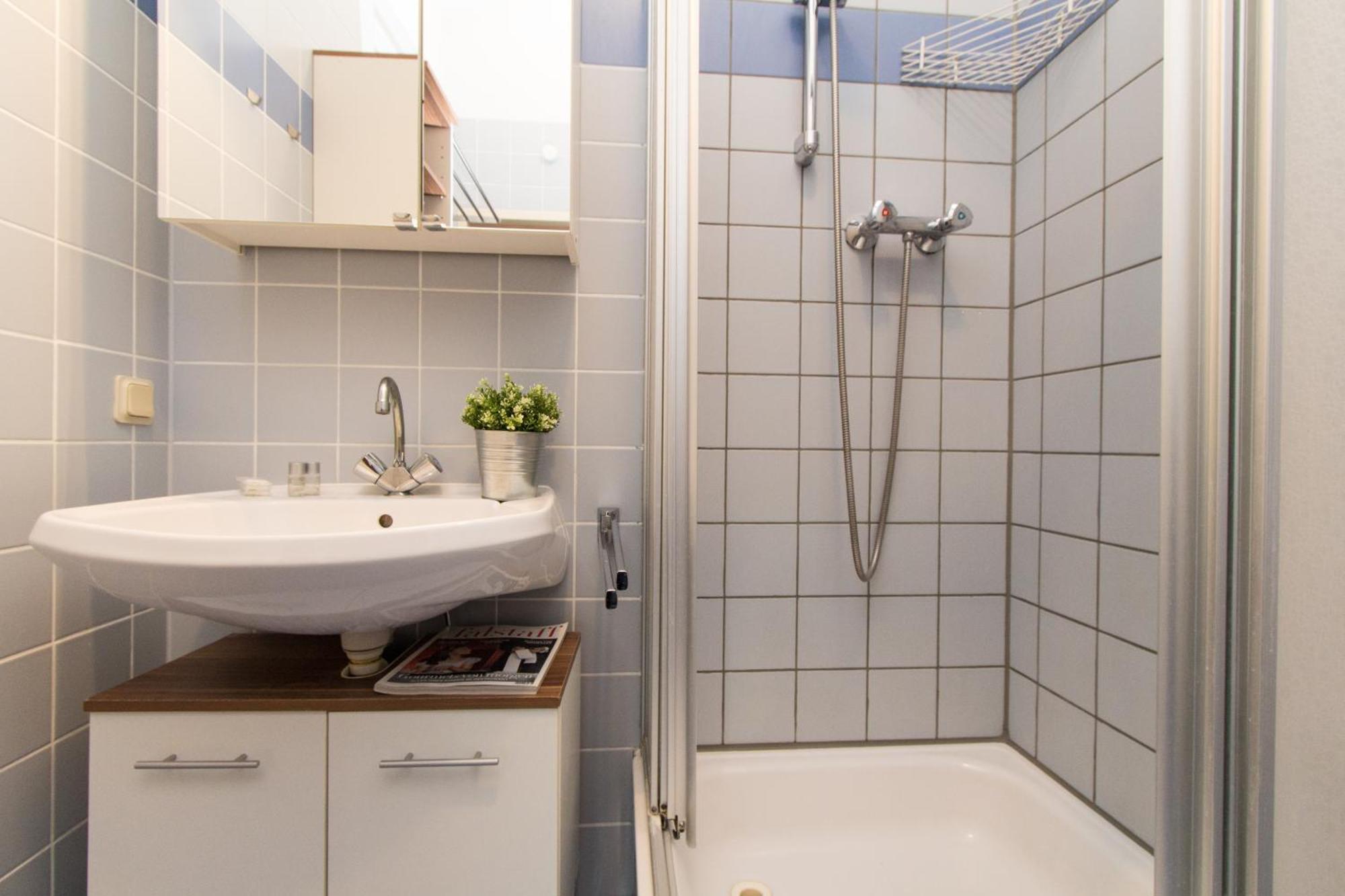 Apartmenthaus Hietzing I Contactless Check-In เวียนนา ภายนอก รูปภาพ